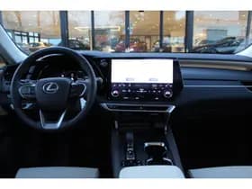 Lexus RX 450h+ Plug-in Hybrid President Line thumbnail 4