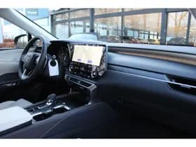 Lexus RX 450h+ Plug-in Hybrid President Line thumbnail 9