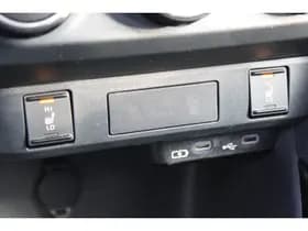 Toyota Yaris 1.5 VVT-i Dynamic Special thumbnail 4