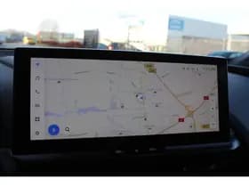 Toyota C-HR 1.8 Hybrid 140 First Edition Bi-Tone thumbnail 22