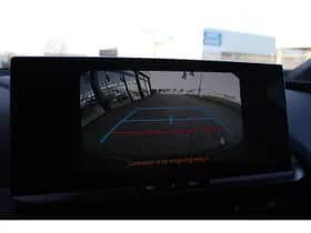 Toyota C-HR 1.8 Hybrid 140 First Edition Bi-Tone thumbnail 24