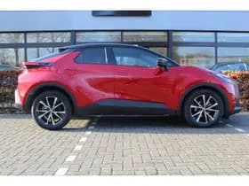 Toyota C-HR 1.8 Hybrid 140 First Edition Bi-Tone thumbnail 7