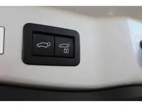 Toyota C-HR 1.8 Hybrid 140 First Edition thumbnail 11