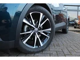 Toyota C-HR 1.8 Hybrid 140 First Edition thumbnail 13