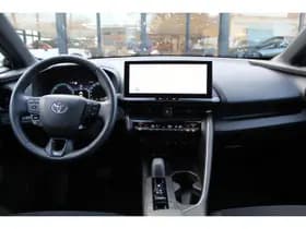 Toyota C-HR 1.8 Hybrid 140 First Edition thumbnail 4