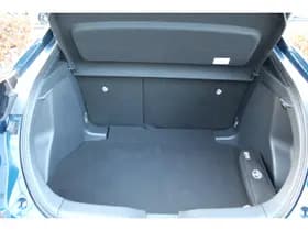 Toyota C-HR 1.8 Hybrid 140 First Edition thumbnail 10