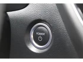 Toyota Corolla 1.8 Hybrid First Edition thumbnail 19