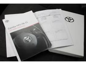 Toyota Corolla 1.8 Hybrid First Edition thumbnail 24