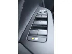 Toyota C-HR 1.8 Hybrid 140 First Edition thumbnail 18