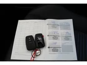 Toyota RAV4 2.5 Hybrid AWD Bi-Tone thumbnail 25