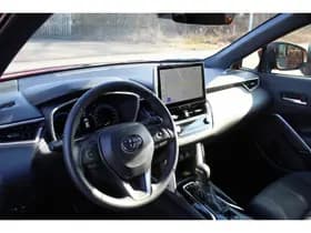 Toyota Corolla Cross 2.0 Hybrid 200 Style thumbnail 2