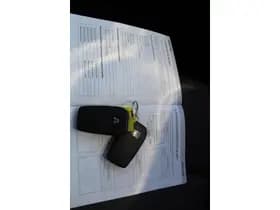 Toyota Corolla Cross 2.0 Hybrid 200 Style thumbnail 30