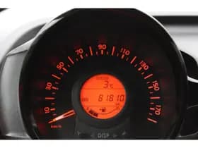 Toyota Aygo 1.0 VVT-i x-Fun 5-deurs thumbnail 13