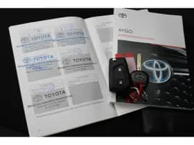 Toyota Aygo 1.0 VVT-i x-Fun 5-deurs thumbnail 16