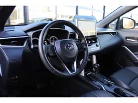 Toyota Corolla Cross Hybrid 200 Style thumbnail 2