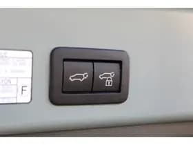 Toyota Corolla Cross Hybrid 200 Style thumbnail 10