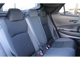 Toyota C-HR 1.8 Hybrid 140 First Edition Bi-Tone thumbnail 18