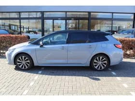 Toyota Corolla Touring Sports 1.8 Hybrid Dynamic Bi-Tone thumbnail 5