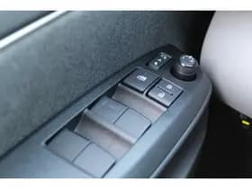 Toyota Yaris Cross 1.5 Hybrid Dynamic Special thumbnail 25