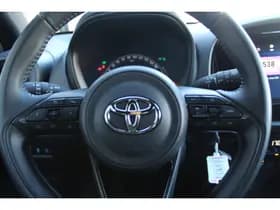 Toyota Aygo X 1.0 VVT-i MT x-First thumbnail 8
