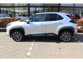 Toyota Yaris Cross 1.5 Hybrid 115 First Edition thumbnail 5