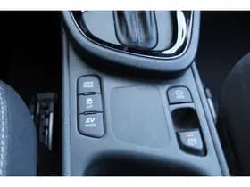 Toyota Yaris Cross 1.5 Hybrid 115 Dynamic thumbnail 25