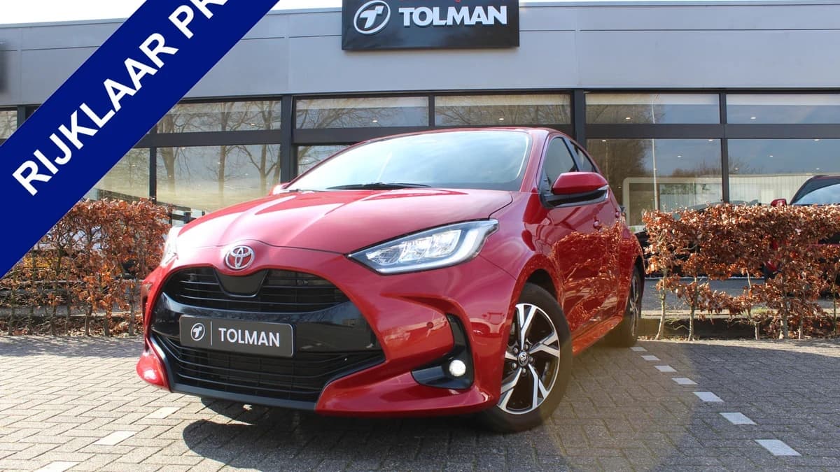 Toyota Yaris 1.5 Hybrid 115 First Edition Comfort Pack — foto 1