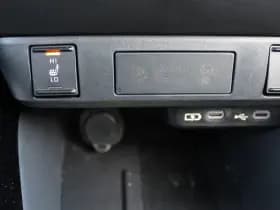 Toyota Yaris 1.5 Hybrid 115 First Edition Comfort Pack thumbnail 21