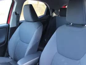 Toyota Yaris 1.5 Hybrid 115 First Edition Comfort Pack thumbnail 6