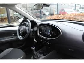 Toyota Aygo X 1.0 VVT-i MT first thumbnail 13