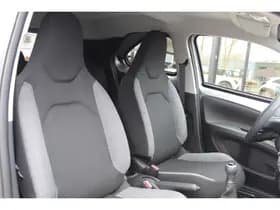 Toyota Aygo X 1.0 VVT-i MT first thumbnail 15