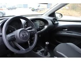 Toyota Aygo X 1.0 VVT-i MT first thumbnail 4