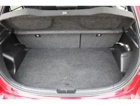 Toyota Yaris 1.5 Hybrid Premium thumbnail 11