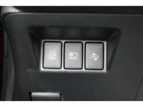 Toyota Yaris 1.5 Hybrid Premium thumbnail 21