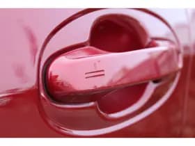 Toyota Yaris 1.5 Hybrid Premium thumbnail 6