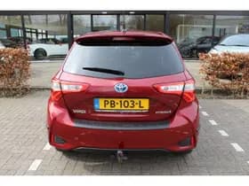 Toyota Yaris 1.5 Hybrid Premium thumbnail 10