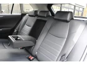 Toyota RAV4 2.5 Hybrid AWD Style Bi-Tone thumbnail 14