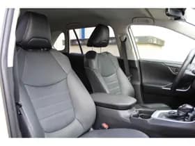 Toyota RAV4 2.5 Hybrid AWD Style Bi-Tone thumbnail 4