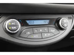 Toyota Yaris 1.5 Hybrid Dynamic thumbnail 19