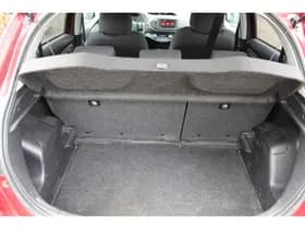 Toyota Yaris 1.5 Hybrid Dynamic thumbnail 10