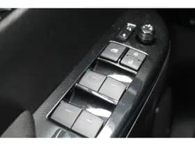 Toyota Hilux 2.4 D-4D Double Cab Professional Automaat thumbnail 16