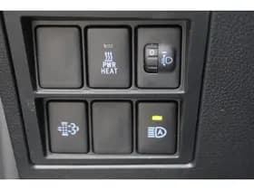 Toyota Hilux 2.4 D-4D Double Cab Professional Automaat thumbnail 17