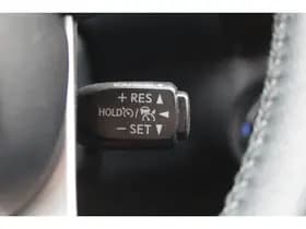 Toyota Hilux 2.4 D-4D Double Cab Professional Automaat thumbnail 18