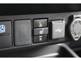 Toyota Hilux 2.4 D-4D Double Cab Professional Automaat thumbnail 25