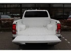 Toyota Hilux 2.4 D-4D Double Cab Professional Automaat thumbnail 8