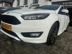 Ford Focus Wagon 1.5 ST-Line, Apple Carplay/Android,Stuurverwarming,Stoelverwarming,Achteruitrij camera,Trekhaak thumbnail 11