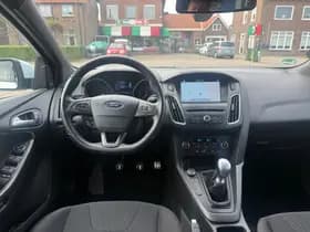 Ford Focus Wagon 1.5 ST-Line, Apple Carplay/Android,Stuurverwarming,Stoelverwarming,Achteruitrij camera,Trekhaak thumbnail 22
