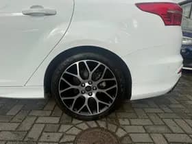 Ford Focus Wagon 1.5 ST-Line, Apple Carplay/Android,Stuurverwarming,Stoelverwarming,Achteruitrij camera,Trekhaak thumbnail 9