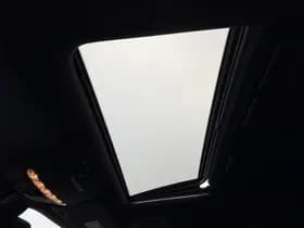 Mercedes-Benz GLC-klasse Coupé 250 4MATIC Edition 1 AMG, Panoramadak, Elek. trekhaak, Stoelverwarming thumbnail 22