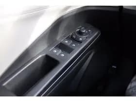 Ford Puma Gen-E Premium 0,99% rente! € 3.000 voordeel! Kom proefrijden! Solar Silver thumbnail 18